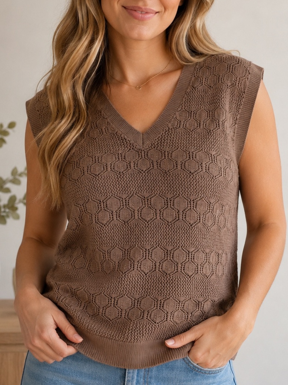 Splendid Brown Crochet Knit Sweater Vest 100% Cotton V-Neck NWOT Large L